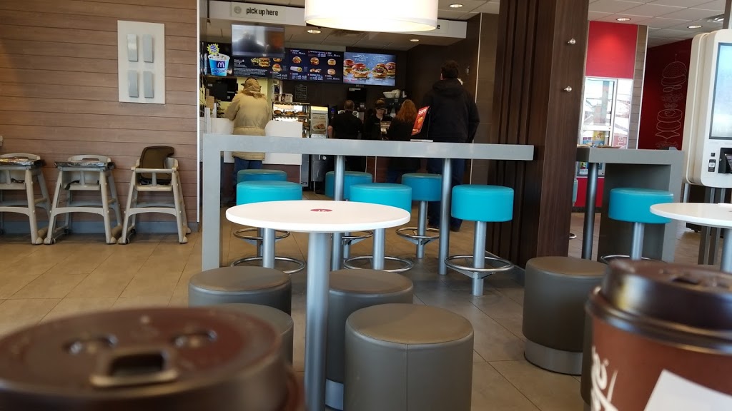 McDonalds | 2686 Laurier St, Rockland, ON K4K 1A2, Canada | Phone: (613) 446-7416