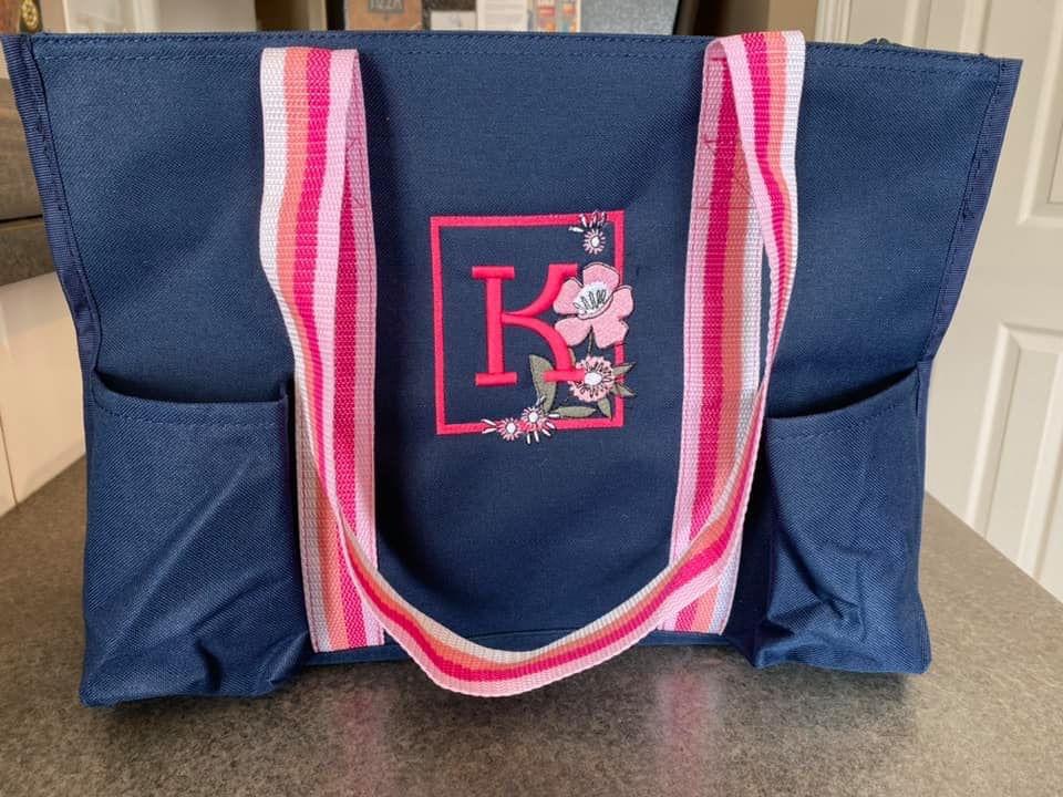 Lorna Pasinato Executive Director/Thirty-One Gifts | 179 Comfort Ct, Mount Hope, ON L0R 1W0, Canada | Phone: (905) 978-7115