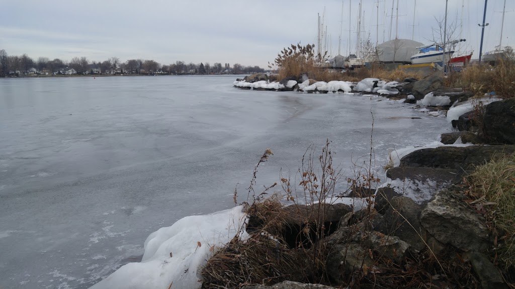 Marcil Park Boat Ramp | Rue Victoria, Salaberry-de-Valleyfield, QC J6S 6S6, Canada | Phone: (450) 322-1367