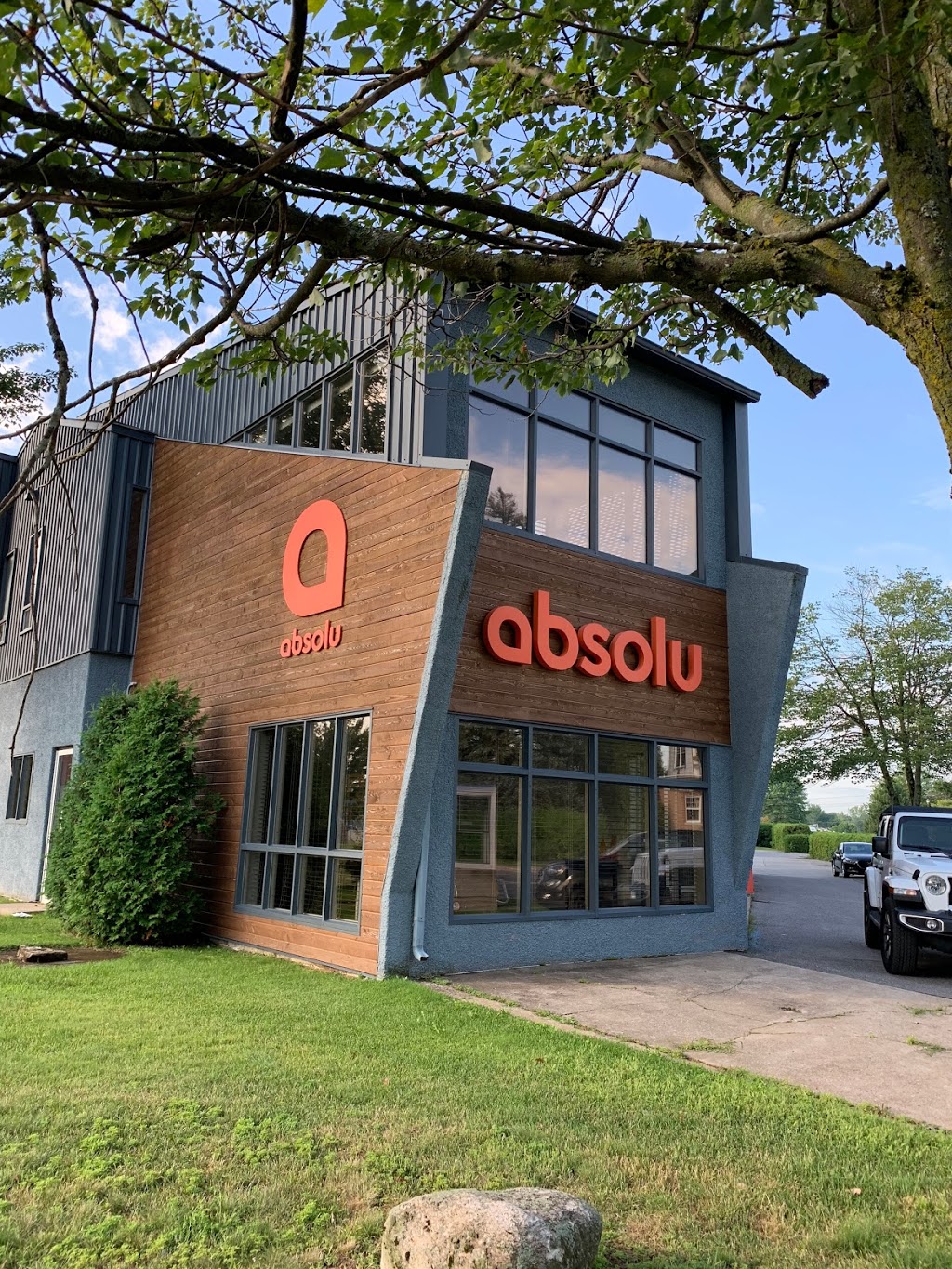 Absolu | 1535 Boulevard Hamelin, Trois-Rivières, QC G8Y 3G7, Canada | Phone: (819) 374-8848