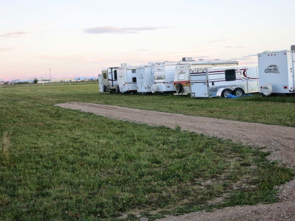 Sunnyside RV Storage | #1, 90066, Range Rd 212, Lethbridge County, AB T1J 5P8, Canada | Phone: (403) 382-1639