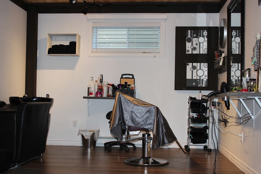 O TROISIÈME LOCAL SALON COIFFURE | 17 240, Rue Calixa-Lavallée, Mirabel, QC J7J 0B2, Canada | Phone: (438) 777-2845