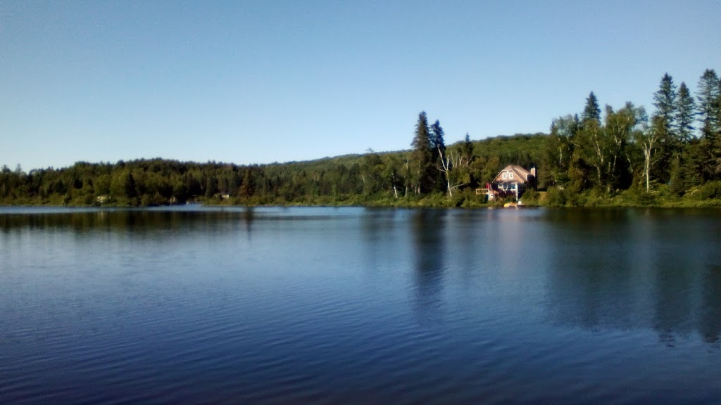 Camping du Lac Bellemare | 300 Chemin du Lac-Bellemare, Saint-Mathieu-du-Parc, QC G0X 1N0, Canada | Phone: (819) 532-1418