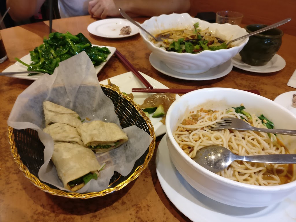 Longs Noodle House | 4853 Main St, Vancouver, BC V5V 3R9, Canada | Phone: (604) 879-7879