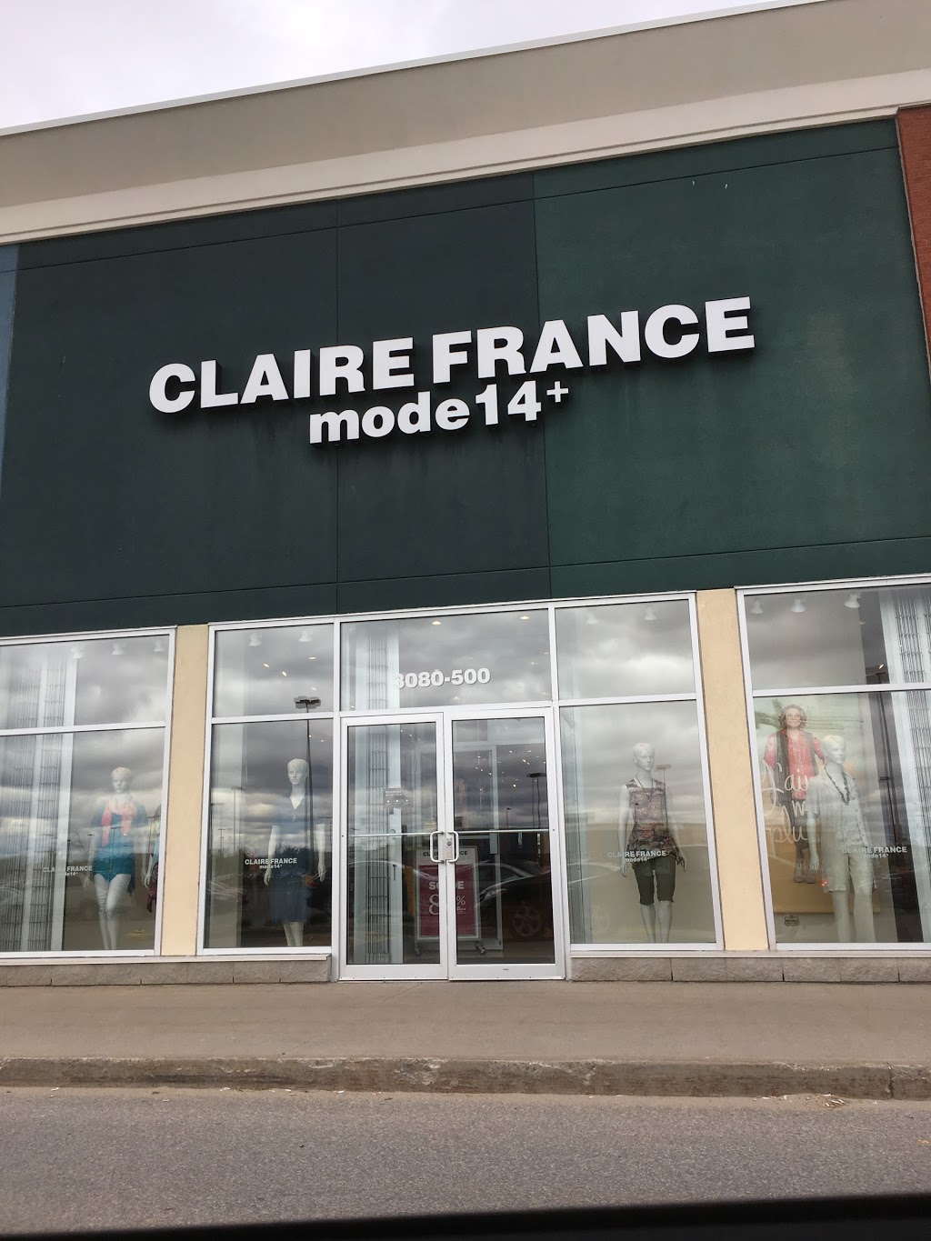 Claire France - Wal Mart Vaudreuil | 3080 Boulevard de la Gare, Vaudreuil-Dorion, QC J7V 0H1, Canada | Phone: (450) 424-9483