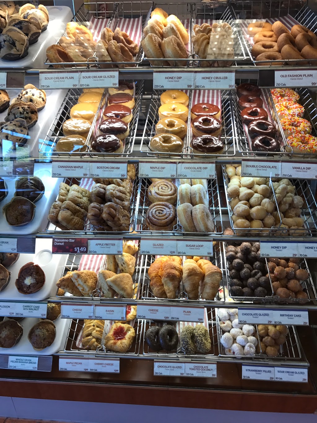 Tim Hortons | 5975 Steeles Ave E, Scarborough, ON M1V 5P6, Canada | Phone: (416) 335-5431