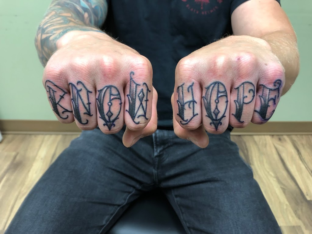 Modern Addiction Tattoos | 169 Woolwich St, Guelph, ON N1H 3V4, Canada | Phone: (519) 341-7273