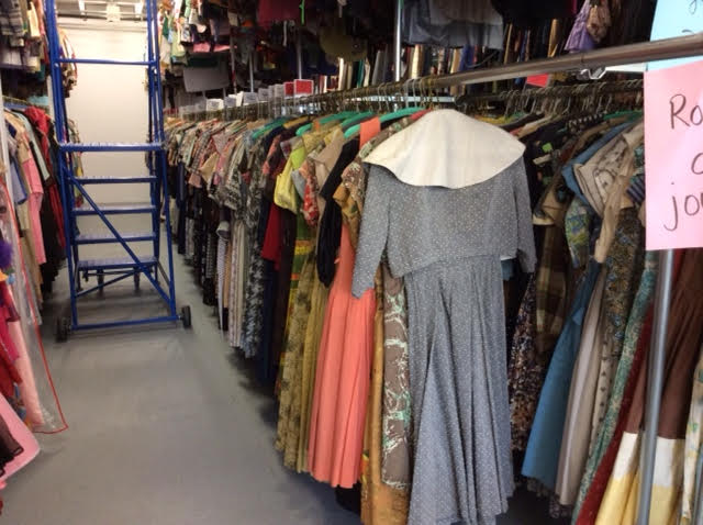 FMR COSTUMES | 2619 Avenue Charlemagne, Montréal, QC H1W 3S9, Canada | Phone: (514) 933-4799