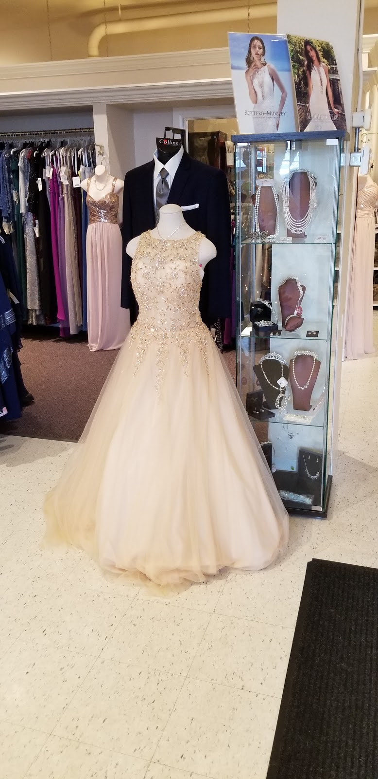 White Romance | 165 Inkerman St W, Listowel, ON N4W 1B8, Canada | Phone: (519) 291-4111