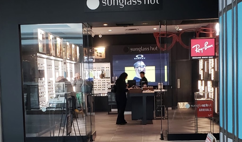 Sunglass Hut | 21 Mic Mac Mall Blvd, Spc 233B, Dartmouth, NS B3A 4N3, Canada | Phone: (902) 469-1368