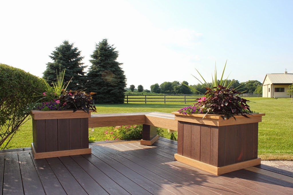 Hickory Dickory Decks - Kitchener | 1633 Snyders Rd E, Petersburg, ON N0B 2H0, Canada | Phone: (519) 886-4888