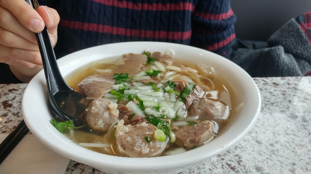 Pho Sunrise | 1400 Ottawa St S, Kitchener, ON N2E 4E2, Canada | Phone: (519) 579-2016