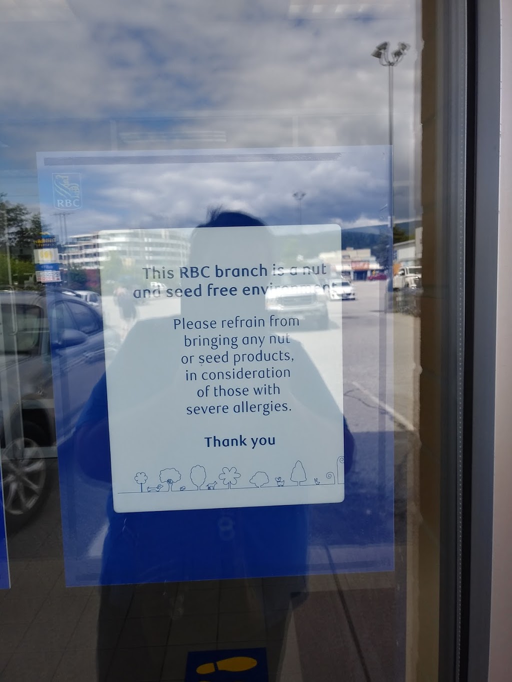 RBC Royal Bank | Trail Bay Mall, 100, 5760 Teredo St, Sechelt, BC V0N 3A0, Canada | Phone: (604) 740-5100