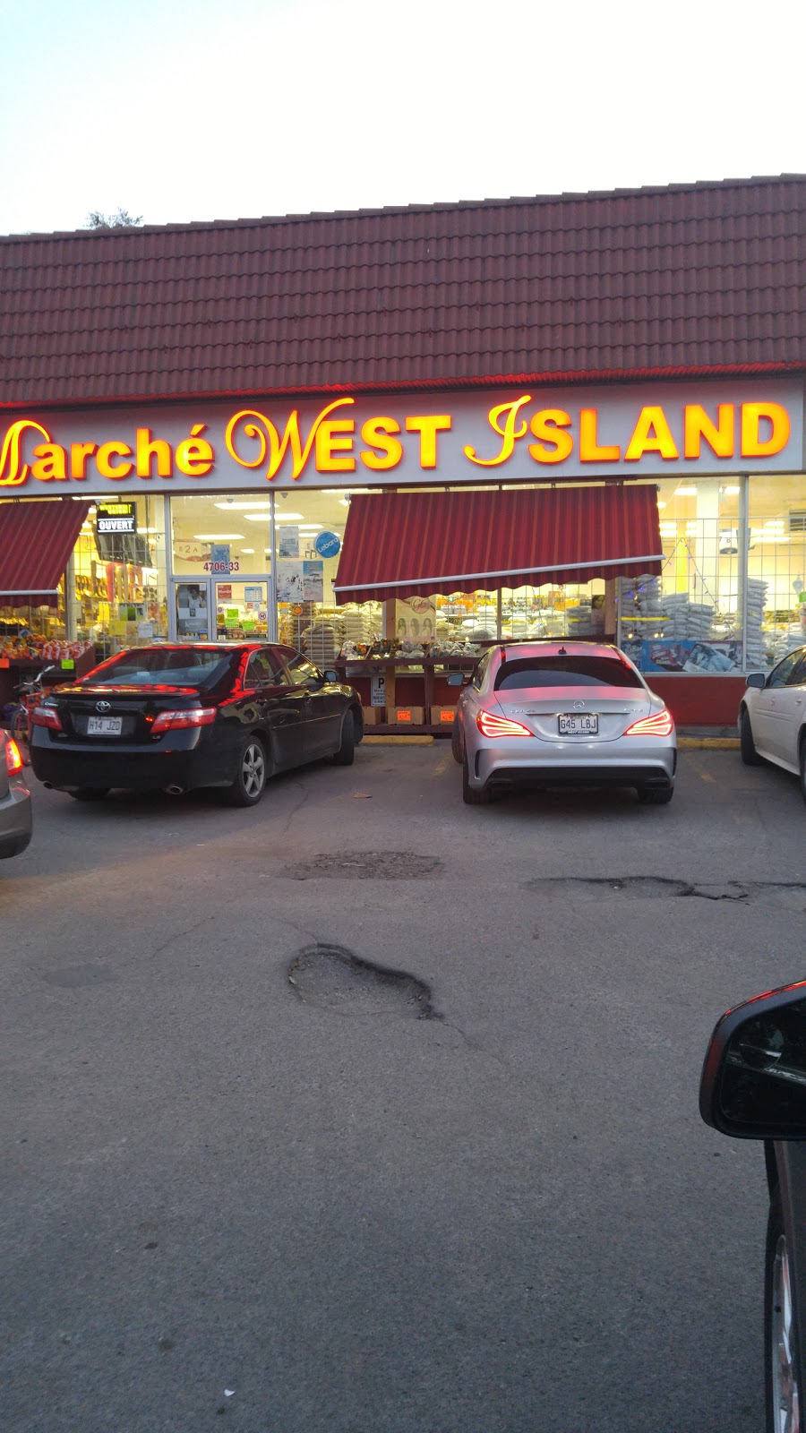 Marché West Island | 4706 Rue Alexander, Pierrefonds, QC H8Y 2B1, Canada | Phone: (514) 685-9068