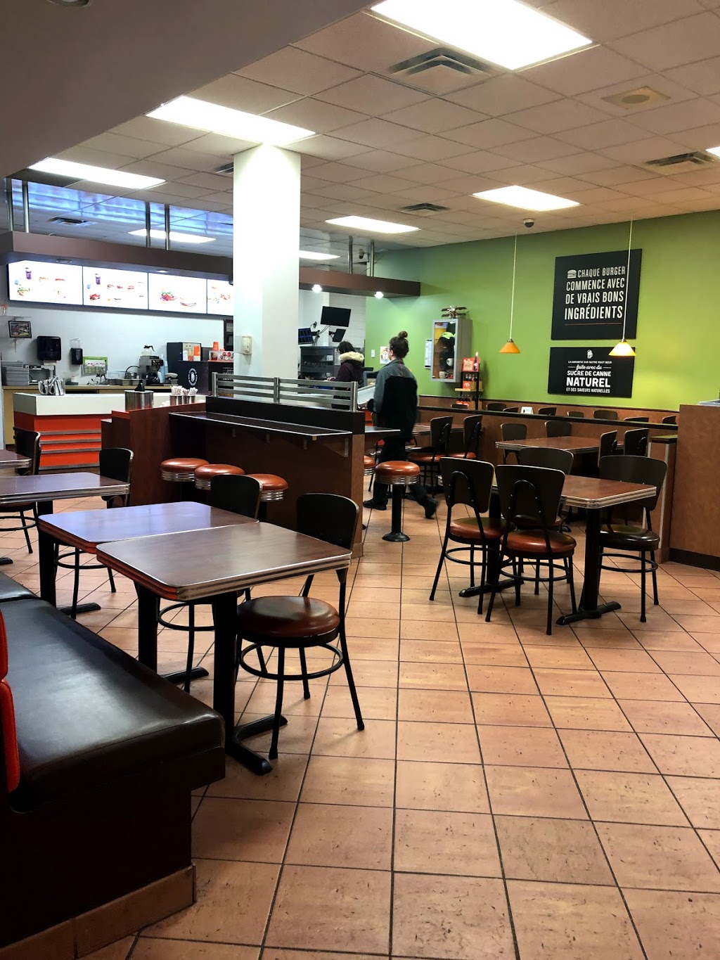 A&W Canada | 2117 Rue Canadien, Drummondville, QC J2C 7V9, Canada | Phone: (819) 850-7520