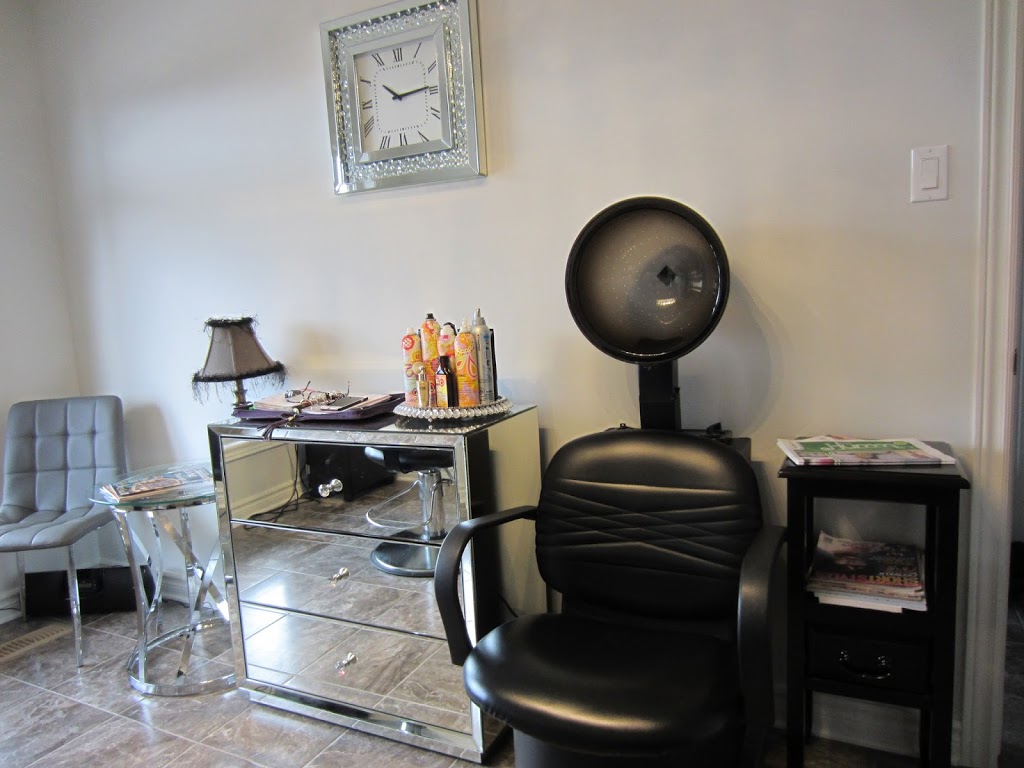 The Beauty Parlour Hair Salon | 348 Honeyborne St, Almonte, ON K0A 1A0, Canada | Phone: (613) 913-7749