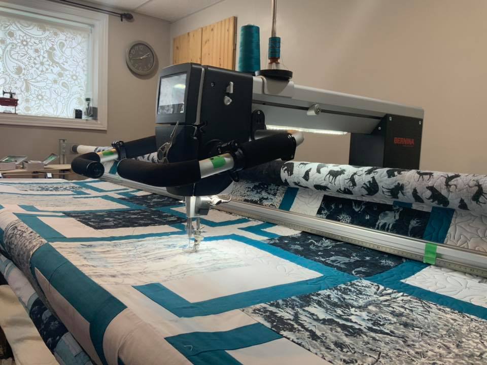 Wendy The Happy Quilter Inc | 1275 Victoria St, Petawawa, ON K8H 2E8, Canada | Phone: (613) 585-9450