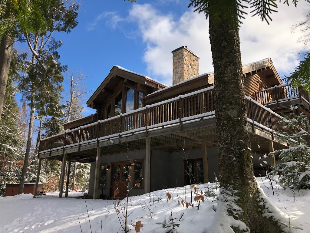 Chalets Chinook Tremblant - Chinook 1 - Chalet à Louer (Lac aux bleuets) | 1020 Chemin des Pionniers, Labelle, QC J0T 1H0, Canada | Phone: (514) 247-9634