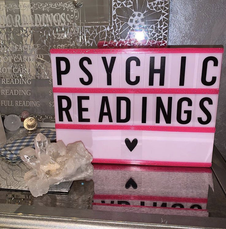 Psychic Studio | 2925 Dufferin St, North York, ON M6B 3S7, Canada | Phone: (416) 913-2926