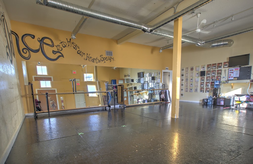 Turning Pointe Dance Studio | 22708 8 Ave, Hillcrest Mines, AB T0K 1C0, Canada | Phone: (403) 330-7699