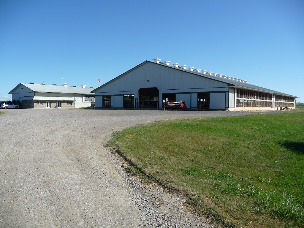 Armstrong Manor Farm | 13079 Dixie Rd, Caledon, ON L7C 2M4, Canada | Phone: (905) 838-2402