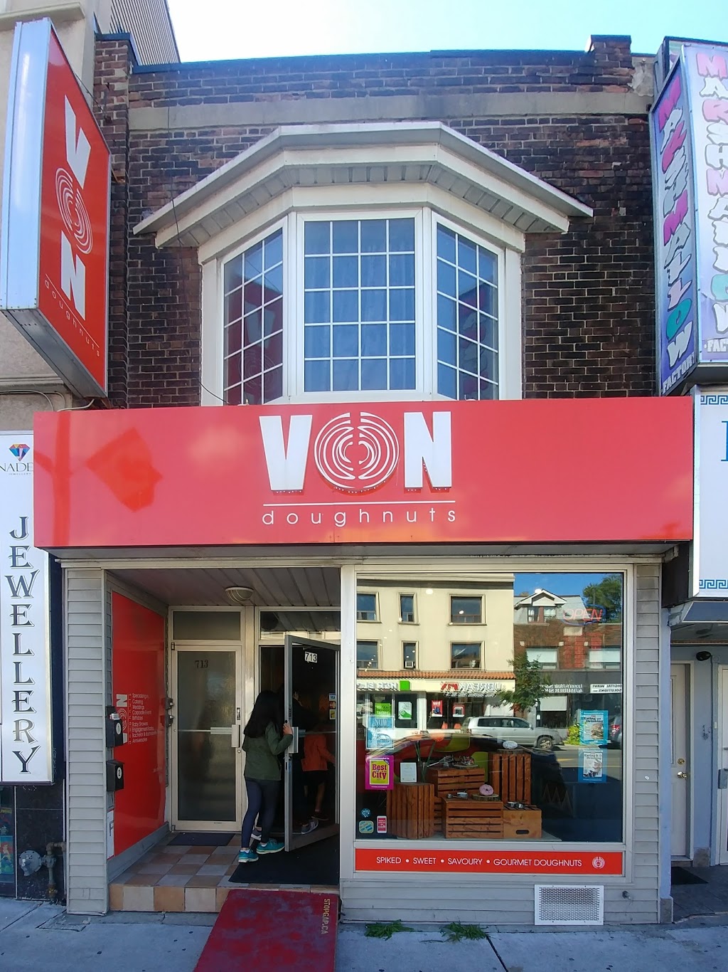 Von Doughnuts | 713 Danforth Ave, Toronto, ON M4J 1L2, Canada | Phone: (416) 901-8663