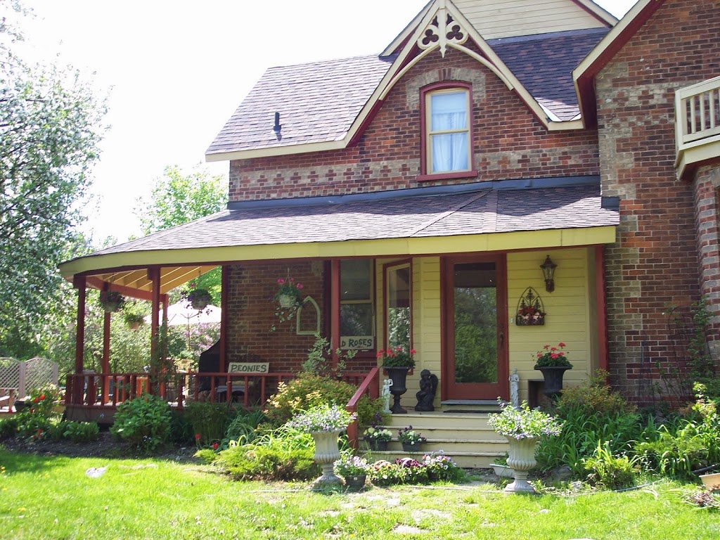 The Maples Bed and Breakfast | 938392 Airport Rd, Mulmur, ON L9V 0N4, Canada | Phone: (705) 466-5430