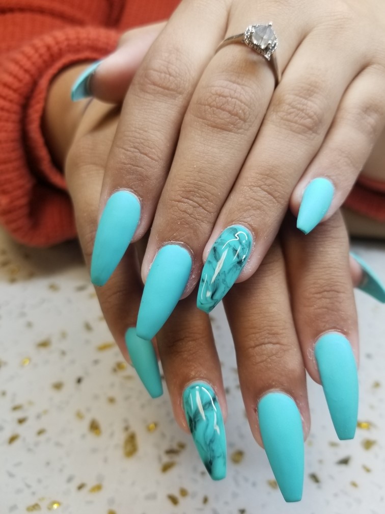 Sassy Nails | 785 Wonderland Rd S, London, ON N6K 1M6, Canada | Phone: (519) 473-9658