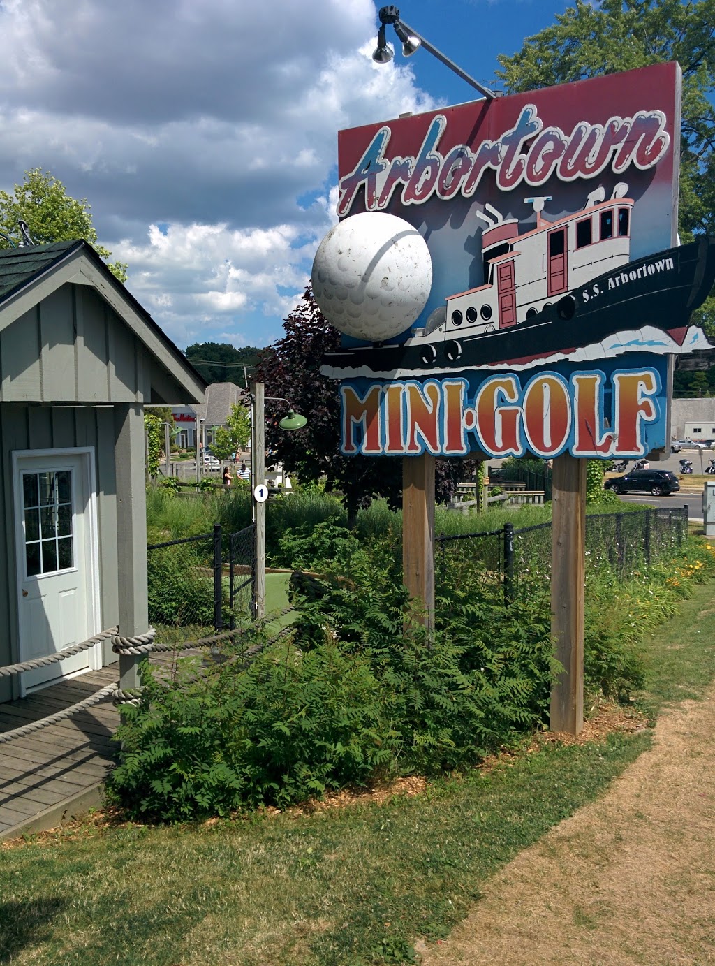 Arbortown Mini-golf | 100 Main St, Port Dover, ON N0A 1N0, Canada | Phone: (519) 583-3499