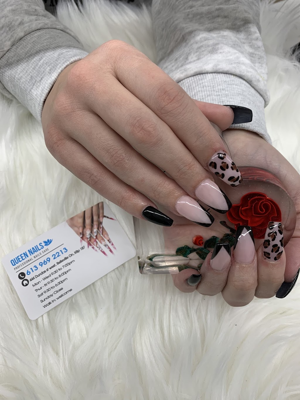 Queen Nails | 444 Dundas St W, Belleville, ON K8P 1B7, Canada | Phone: (613) 969-2213