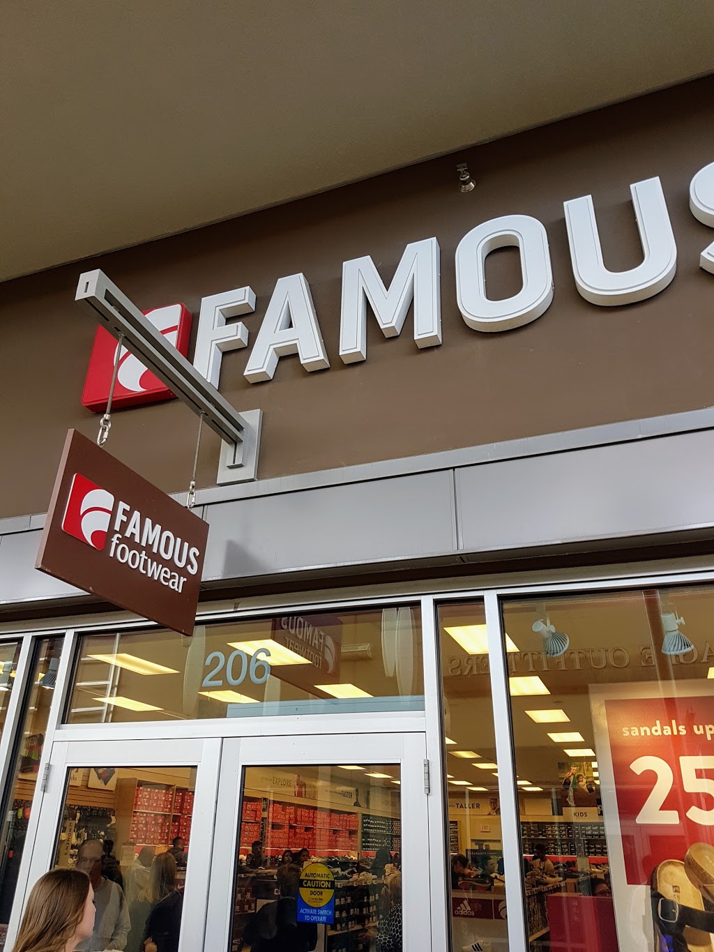 Famous Footwear Outlet | UNIT #206, 13850 Steeles Ave #206, Georgetown, ON L7G 0J1, Canada | Phone: (905) 636-8858