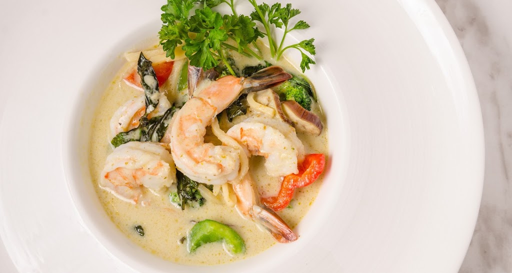 Pattaya Thai Kitchen | 2326 Queen St E, Toronto, ON M4E 1G9, Canada | Phone: (416) 694-5000