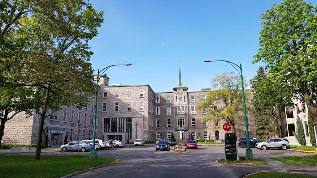 Collège Jean de la Mennais | 870 Chem. de Saint-Jean, La Prairie, QC J5R 2L5, Canada | Phone: (450) 659-7657