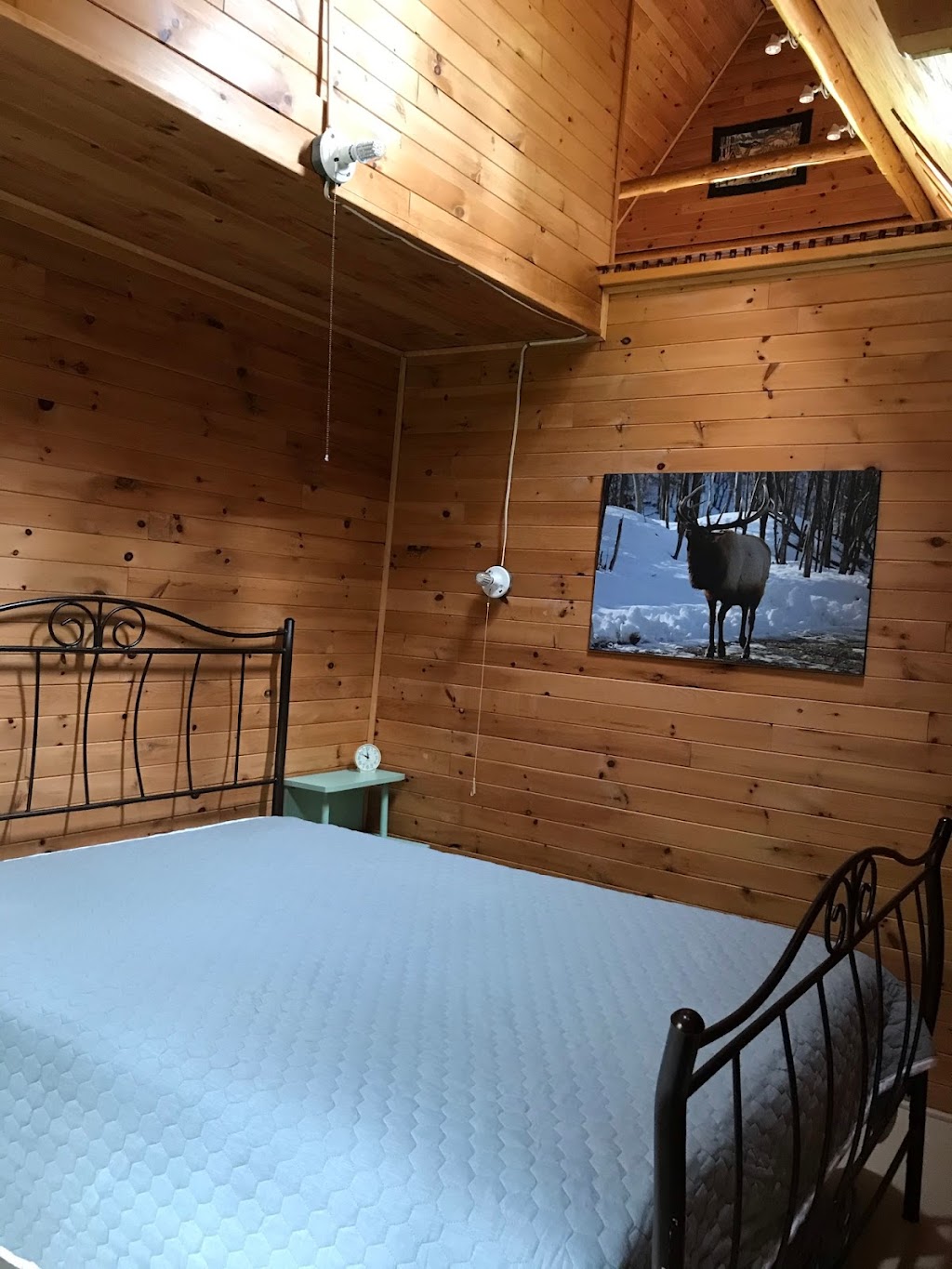 Chalets Nikamishuk | 5 Chem. des Beaudoin, Saint-Tite-des-Caps, QC G0A 4J0, Canada | Phone: (418) 455-2655