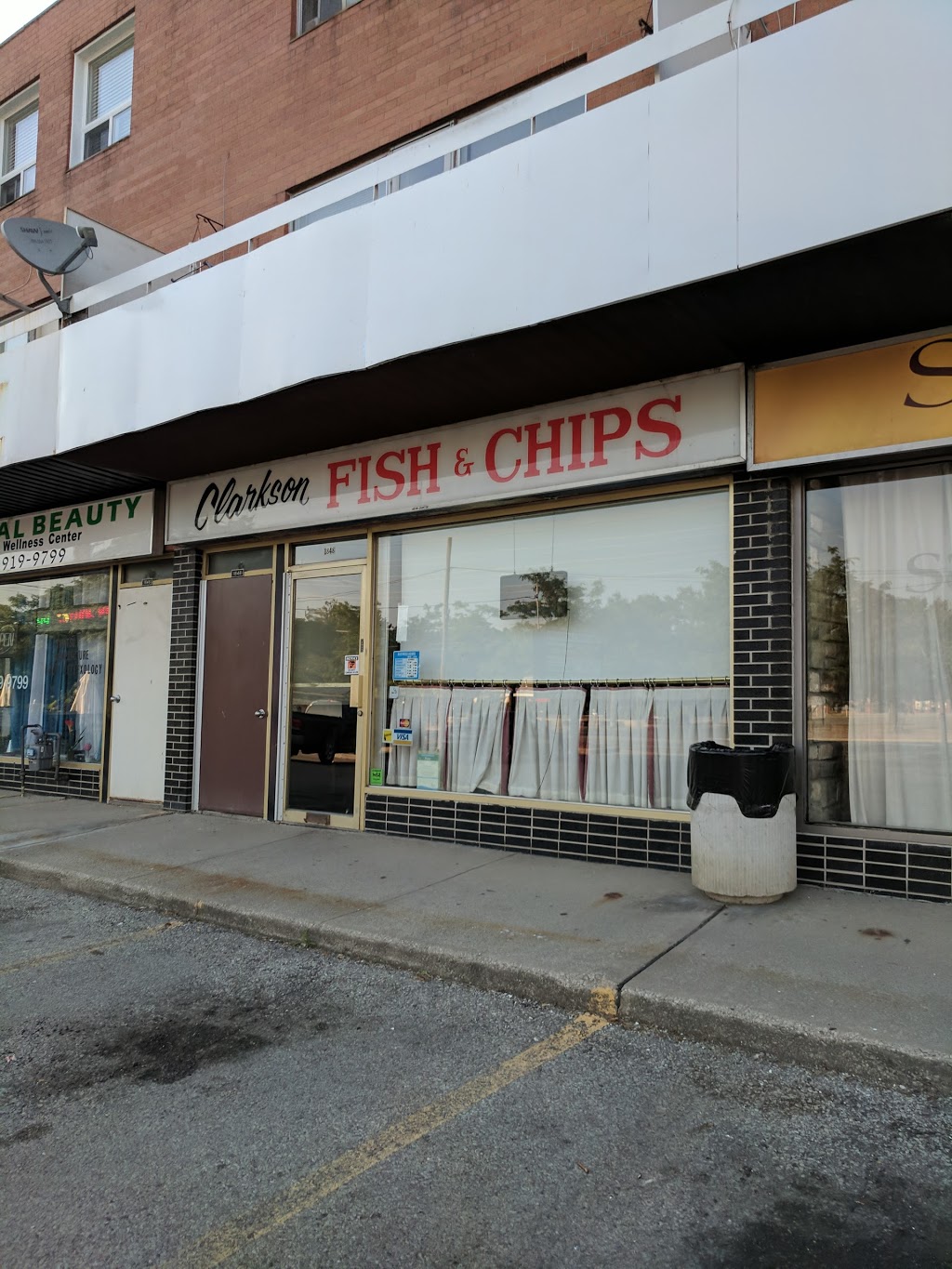 Clarkson Fish & Chips | 1848 Lakeshore Rd W, Mississauga, ON L5J 1J7, Canada | Phone: (905) 823-4151