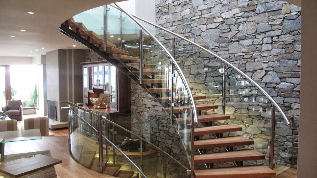 Coastal Curved Glass | 507 - 19100 Airport Way, Pitt Meadows, BC V3Y 0E2, Canada | Phone: (604) 457-4477