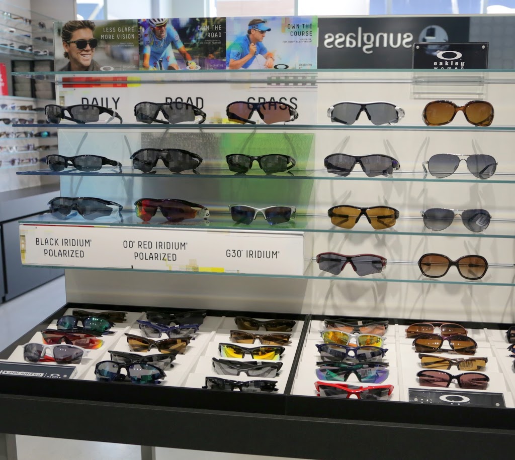 Sunglass Hut | 300 Taylor Rd, Niagara-on-the-Lake, ON L0S 1J0, Canada | Phone: (905) 322-4262