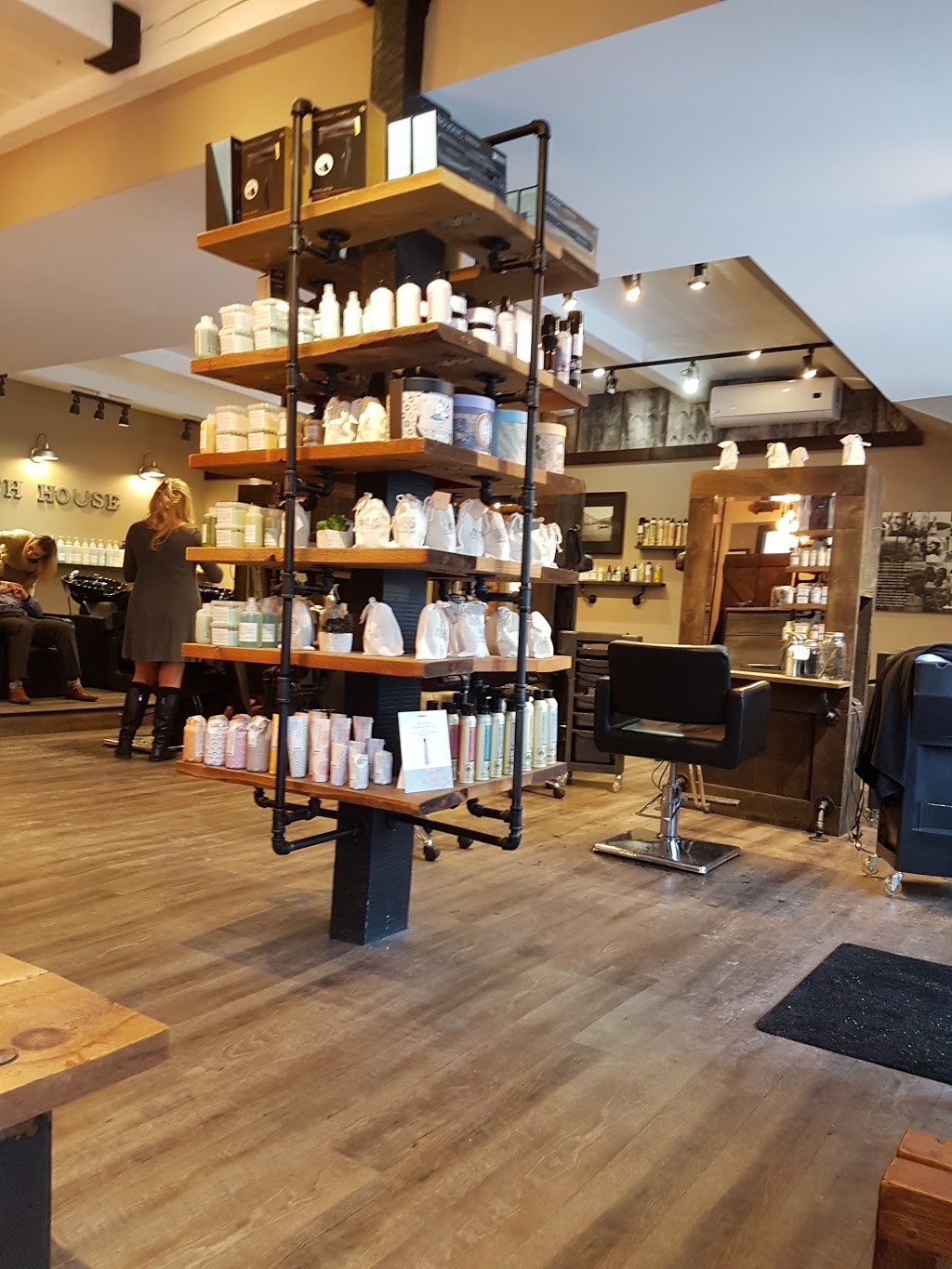 Indaba Hair Studio & Salon | 38 Stewarttown Rd, Georgetown, ON L7G 4S5, Canada | Phone: (905) 877-7800
