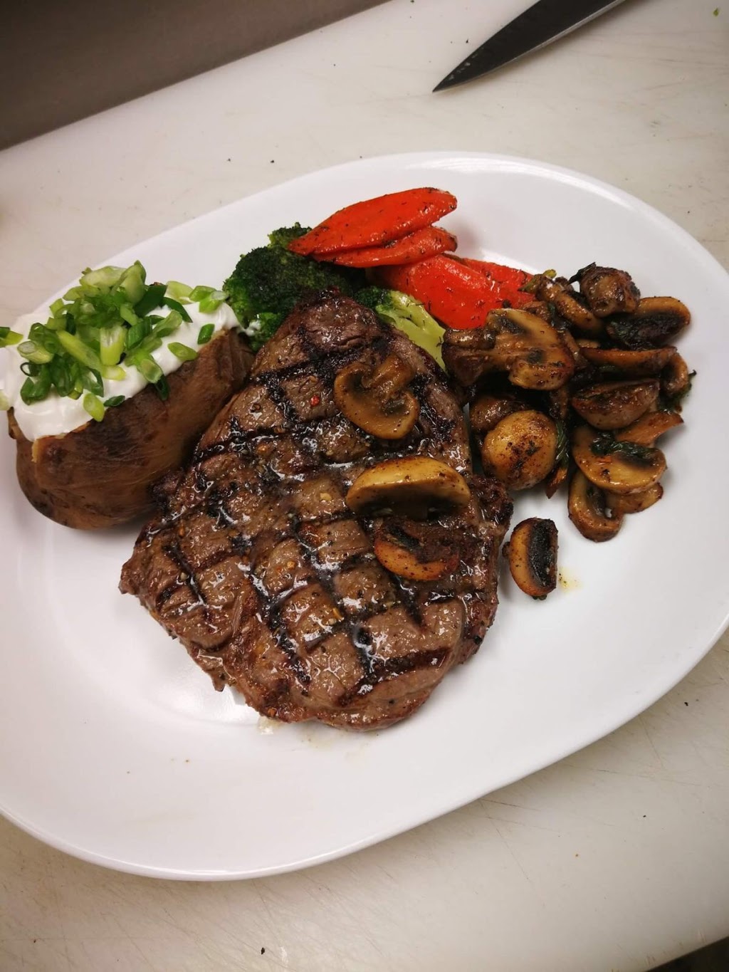 My Pizza Steak House | 104 3 Ave SE, High River, AB T1V 1G3, Canada | Phone: (403) 652-2262