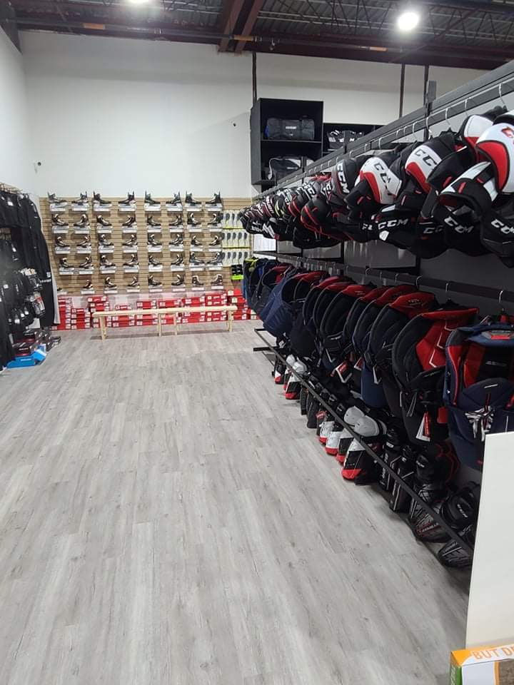 Sports Aux Puces Chambly | 1859 Bd de Périgny, Chambly, QC J3L 4C3, Canada | Phone: (450) 403-9991