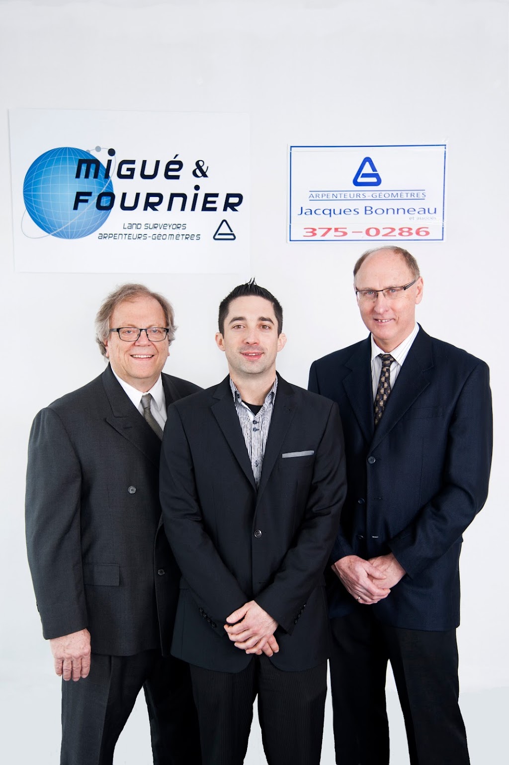 Migué & Fournier Arpenteurs-Géomètres Inc. | 2 Rue Shefford #565, Bromont, QC J2L 1C2, Canada | Phone: (450) 919-3100
