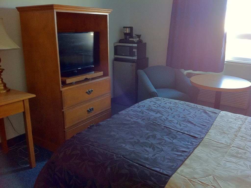 South Hill Motor Inn | 73 Gasoline Alley E, Alberta T4E 1B1, Canada | Phone: (403) 343-2700