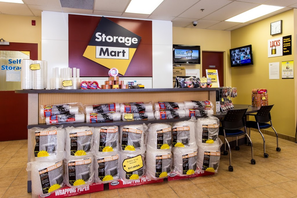 StorageMart | 144 Norseman St, Etobicoke, ON M8Z 2R4, Canada | Phone: (416) 232-2636