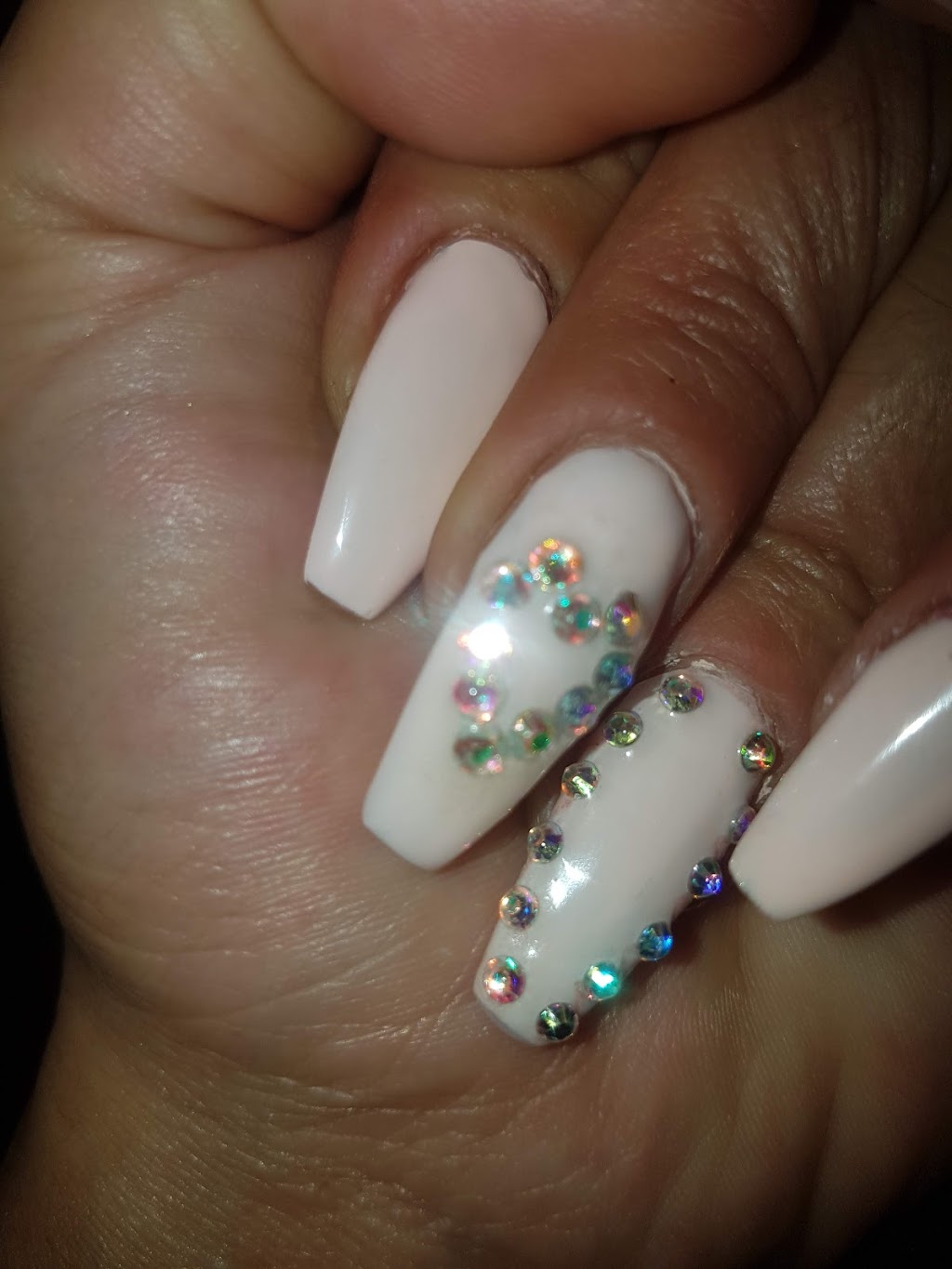 Top Nail | 733 Danforth Ave, Toronto, ON M4J 1L2, Canada | Phone: (416) 778-9501