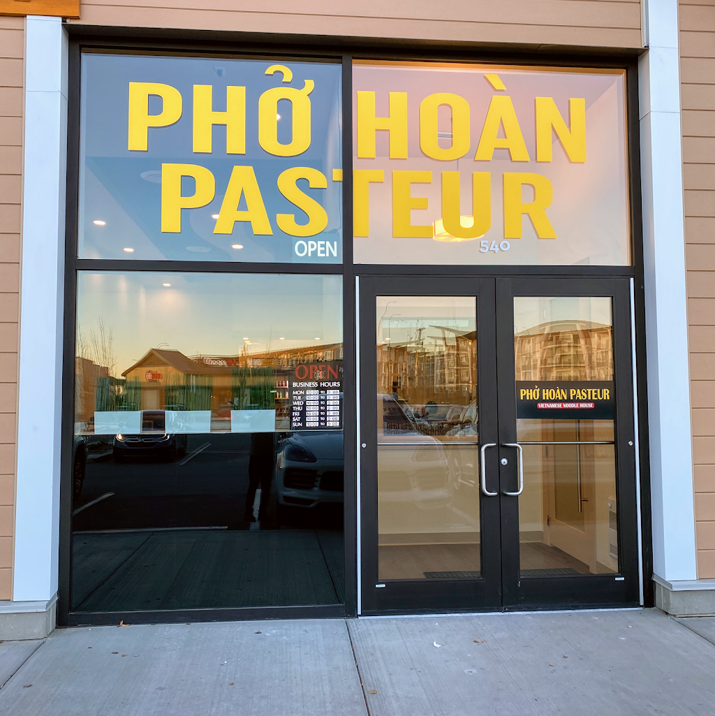 Pho Hoan Pasteur ( Township ) | 20 Longview Common SE #540, Calgary, AB T2X 4S8, Canada | Phone: (403) 500-0399