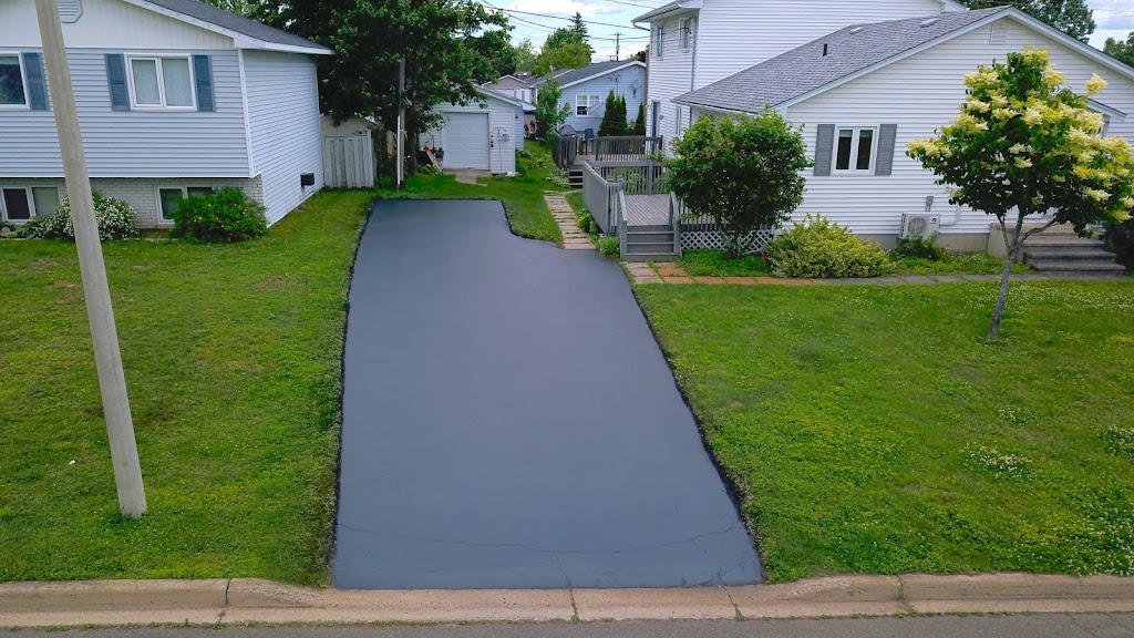 Topgun Asphalt Maintenance | 90 Lasalle Crescent, Moncton, NB E1A 5Z9, Canada | Phone: (506) 878-7160