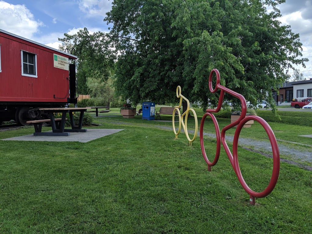 Park Caboose | 2326 Rue Beaulac, Waterloo, QC J0E 2N0, Canada