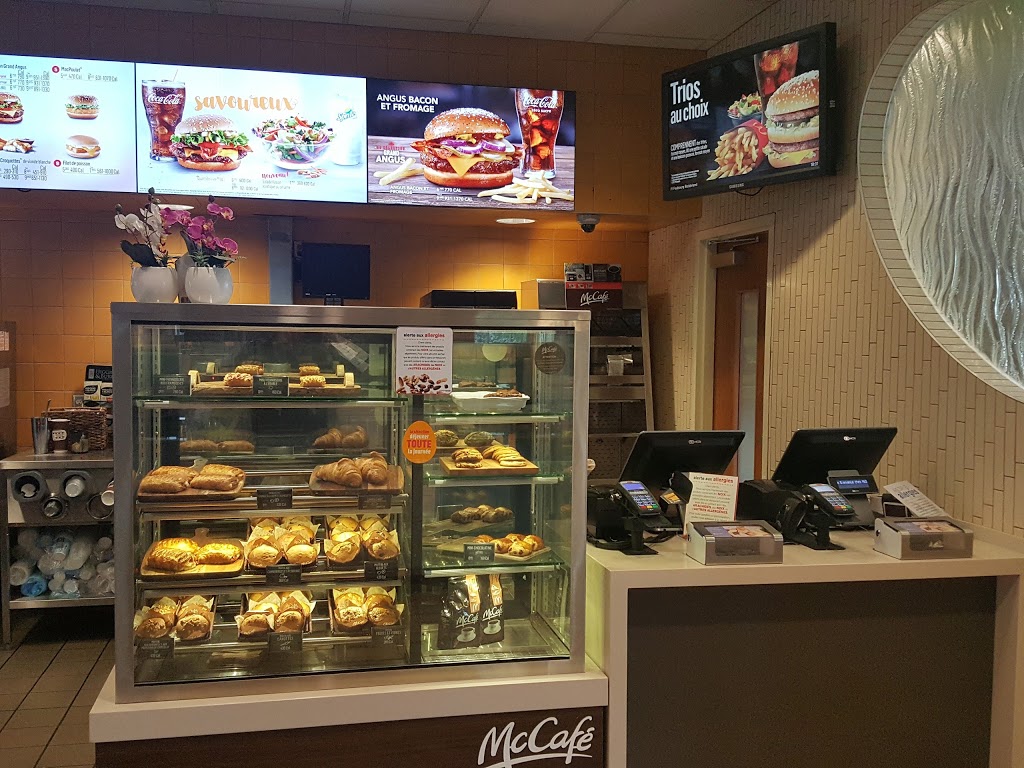 McDonalds | 2515 Ruelle Saint-Jacques, Boisbriand, QC J7H 0C2, Canada | Phone: (450) 420-5662