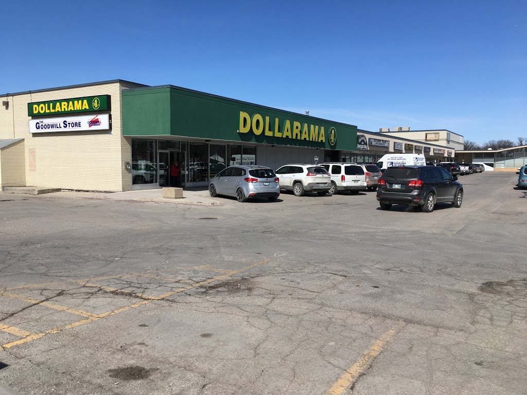 Dollarama | 701 Regent Ave W, Regent Park Shopping Centre, Winnipeg, MB R2C 1S3, Canada | Phone: (204) 222-3912