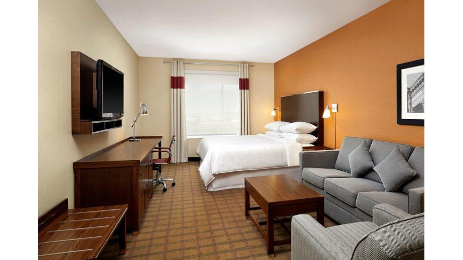 Four Points by Sheraton Edmonton International Airport | 403 11 Ave, Nisku, AB T9E 7N2, Canada | Phone: (780) 770-9099